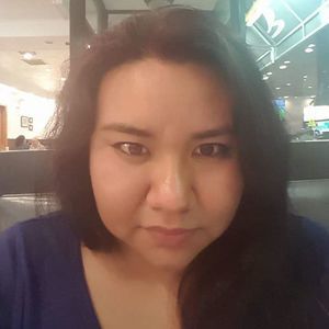 Meet your Posher, Liz